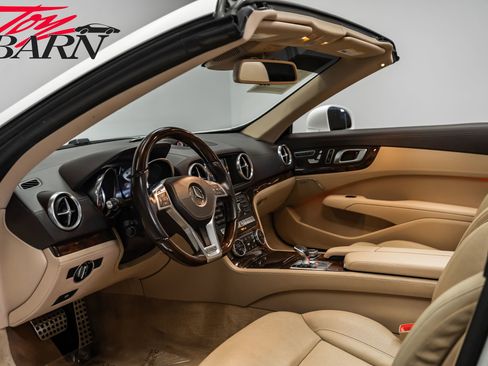 Used 2015 Mercedes-Benz SL 550 image 52