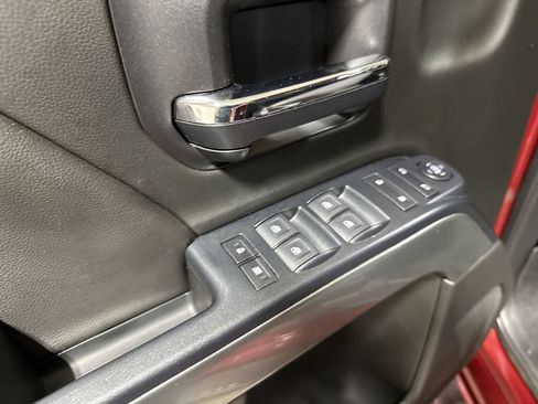 Used 2018 Chevrolet Silverado 1500 LT w/ All Star Edition AWD/4WD image 20
