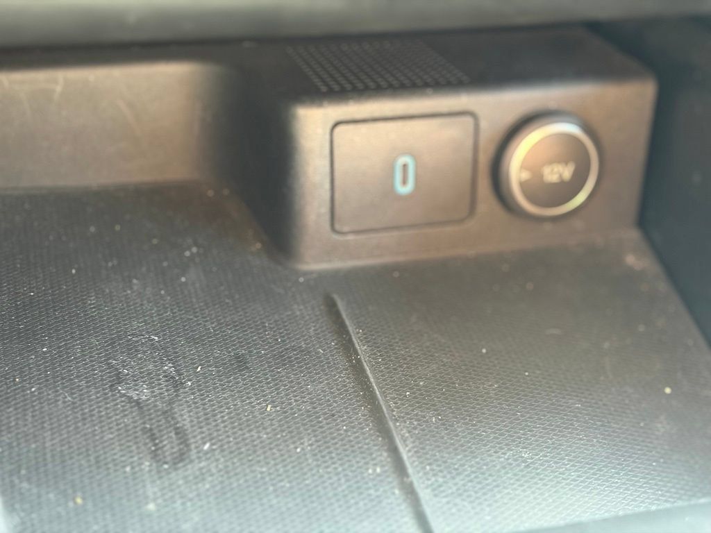 Used 2020 Ford Escape SE AWD/4WD image 28