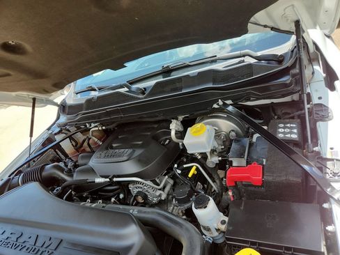 Used 2024 RAM 2500 Big Horn AWD/4WD image 16