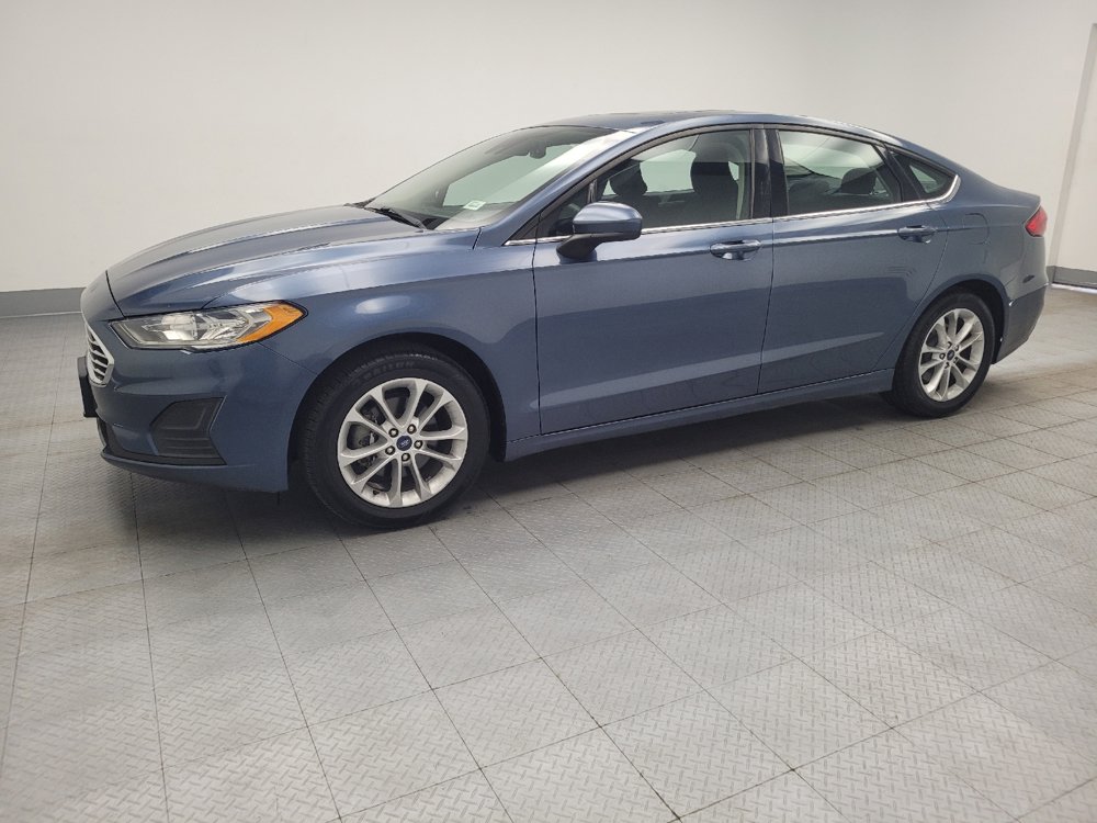 Used 2019 Ford Fusion SE FWD image 2