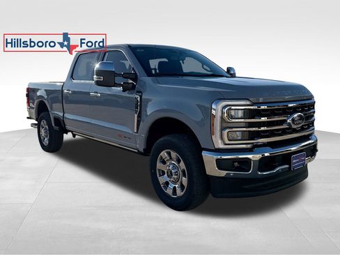 New 2026 Ford F350 King Ranch w/ Chrome Package image 5