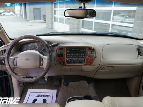 Used 2001 Ford F150 Lariat image 32