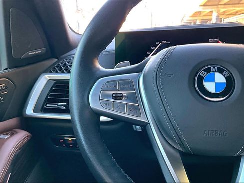 Used 2023 BMW X7 xDrive40i w/ Executive Package image 23