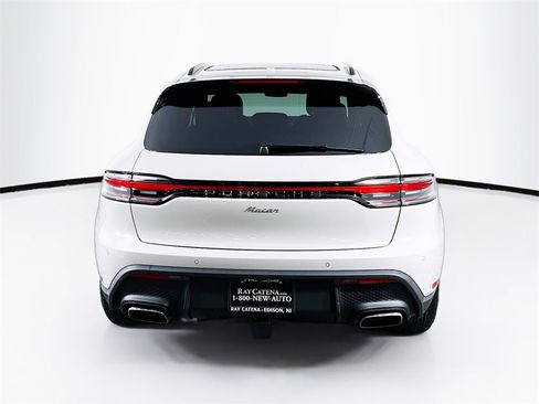 New 2026 Porsche Macan image 10