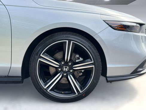 Used 2024 Honda Accord Sport image 12