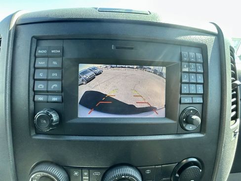 Used 2015 Mercedes-Benz Sprinter 2500 w/ Driver Comfort Package image 19