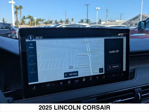 New 2025 Lincoln Corsair Reserve image 9
