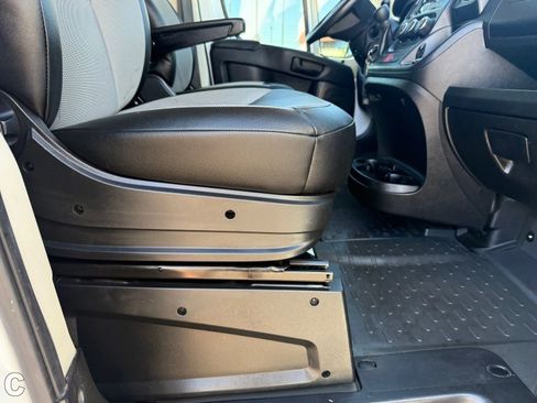 Used 2021 RAM ProMaster 2500 image 11