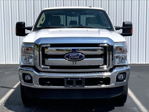 Used 2015 Ford F250 Lariat w/ Lariat Interior Package AWD/4WD image 3