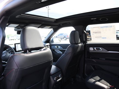 New 2026 Ford Explorer ST RWD image 16