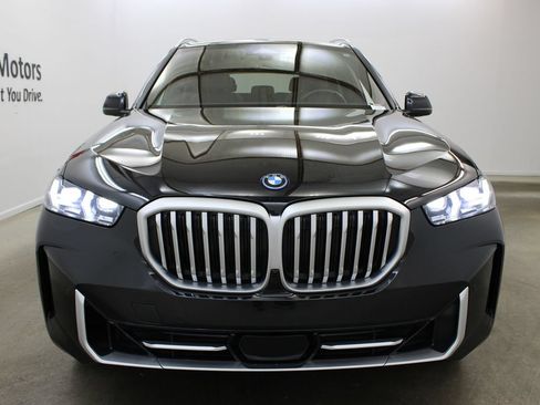 Used 2025 BMW X5 xDrive50e AWD/4WD image 7