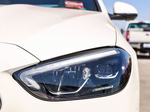 Used 2025 Mercedes-Benz C 300 Sedan image 7