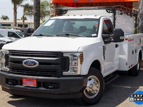 Used 2019 Ford F350 XL w/ Power Equipment Group image 4