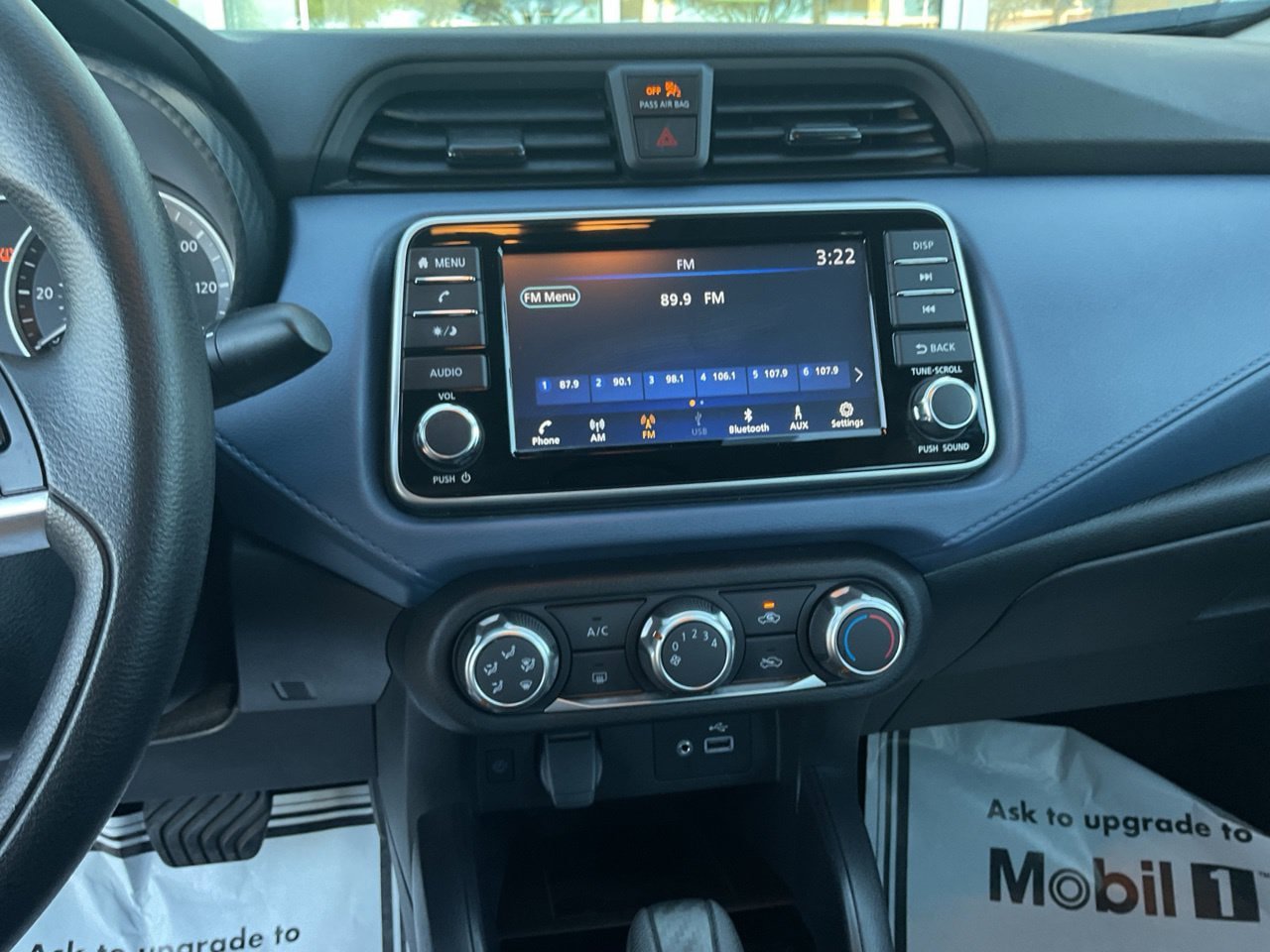 Used 2025 Nissan Versa SV FWD image 25