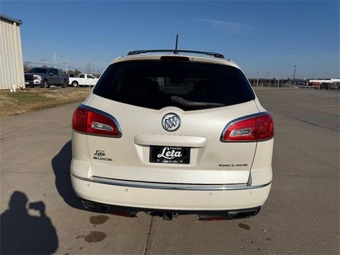 Used 2014 Buick Enclave Leather w/ Trailering Provision Package image 4