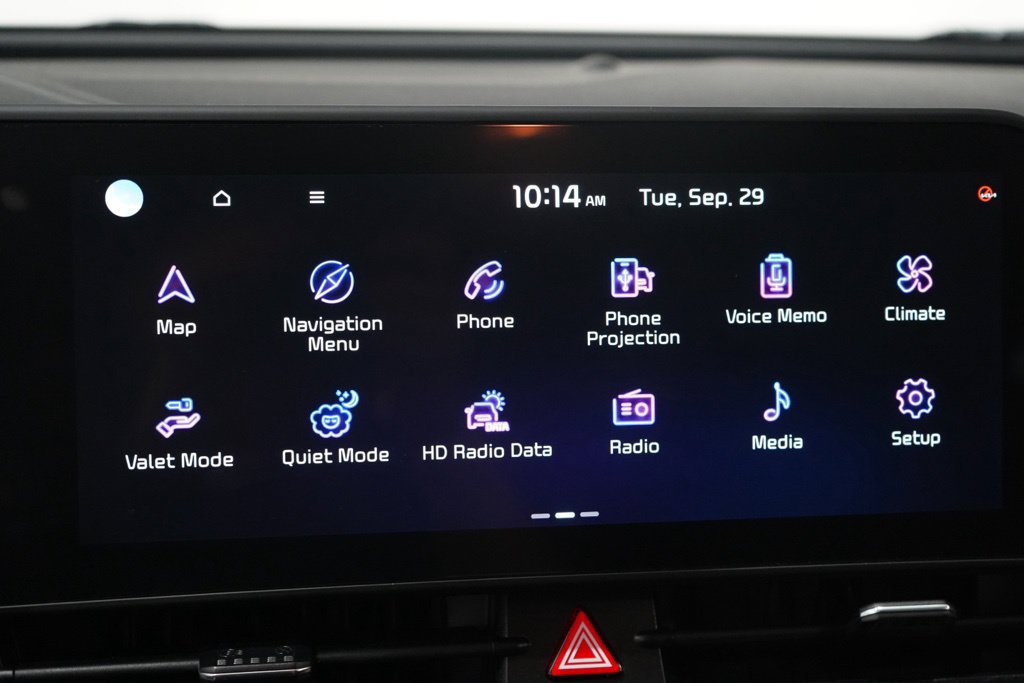 Used 2023 Kia Sportage EX FWD image 25