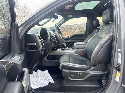 Certified 2018 Ford F150 Raptor w/ Equipment Group 802A Luxury image 11