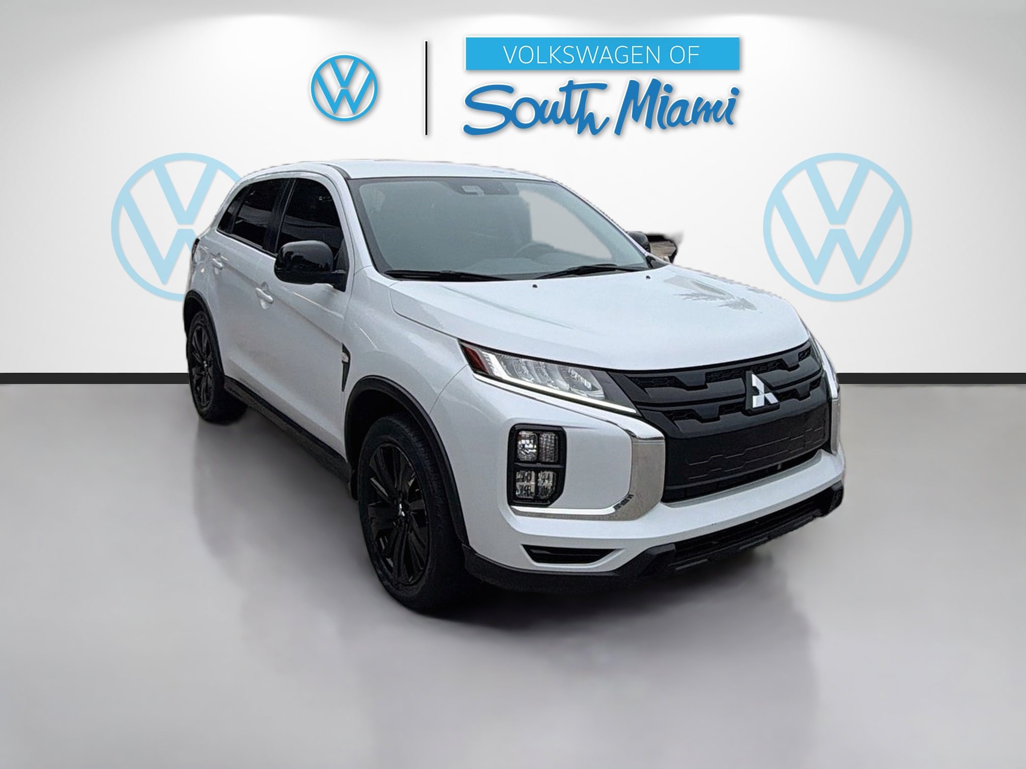 Used 2024 Mitsubishi Outlander Sport LE AWD/4WD image 1