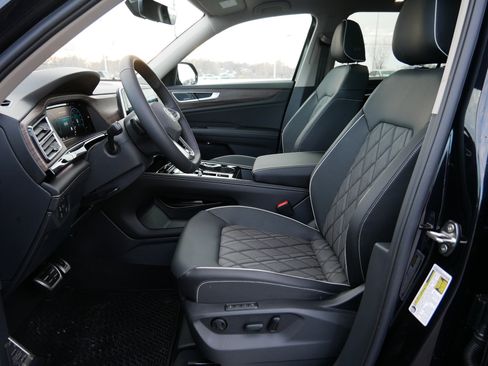 New 2026 Volkswagen Atlas SEL Premium R-Line image 7