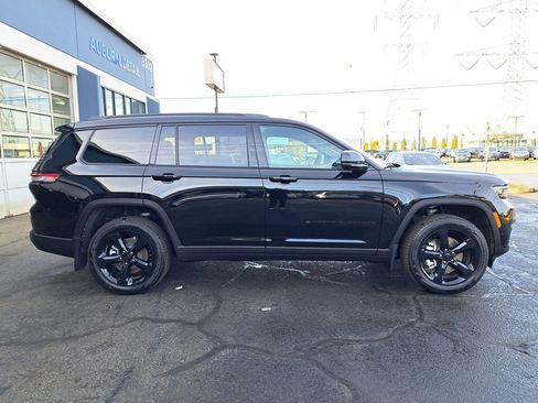 New 2025 Jeep Grand Cherokee L Limited w/ Luxury Tech Group II AWD/4WD image 6