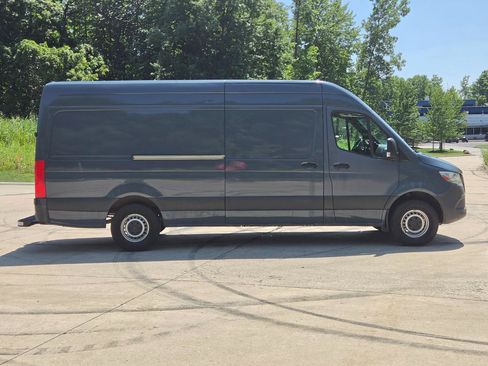 Used 2019 Mercedes-Benz Sprinter 170 image 6