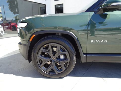 Used 2023 Rivian R1T Adventure image 11