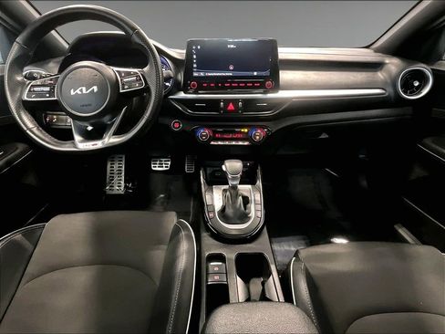 Used 2023 Kia Forte GT-Line w/ GT-Line Premium Package image 17