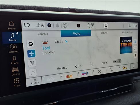 New 2025 Jeep Gladiator Willys image 12