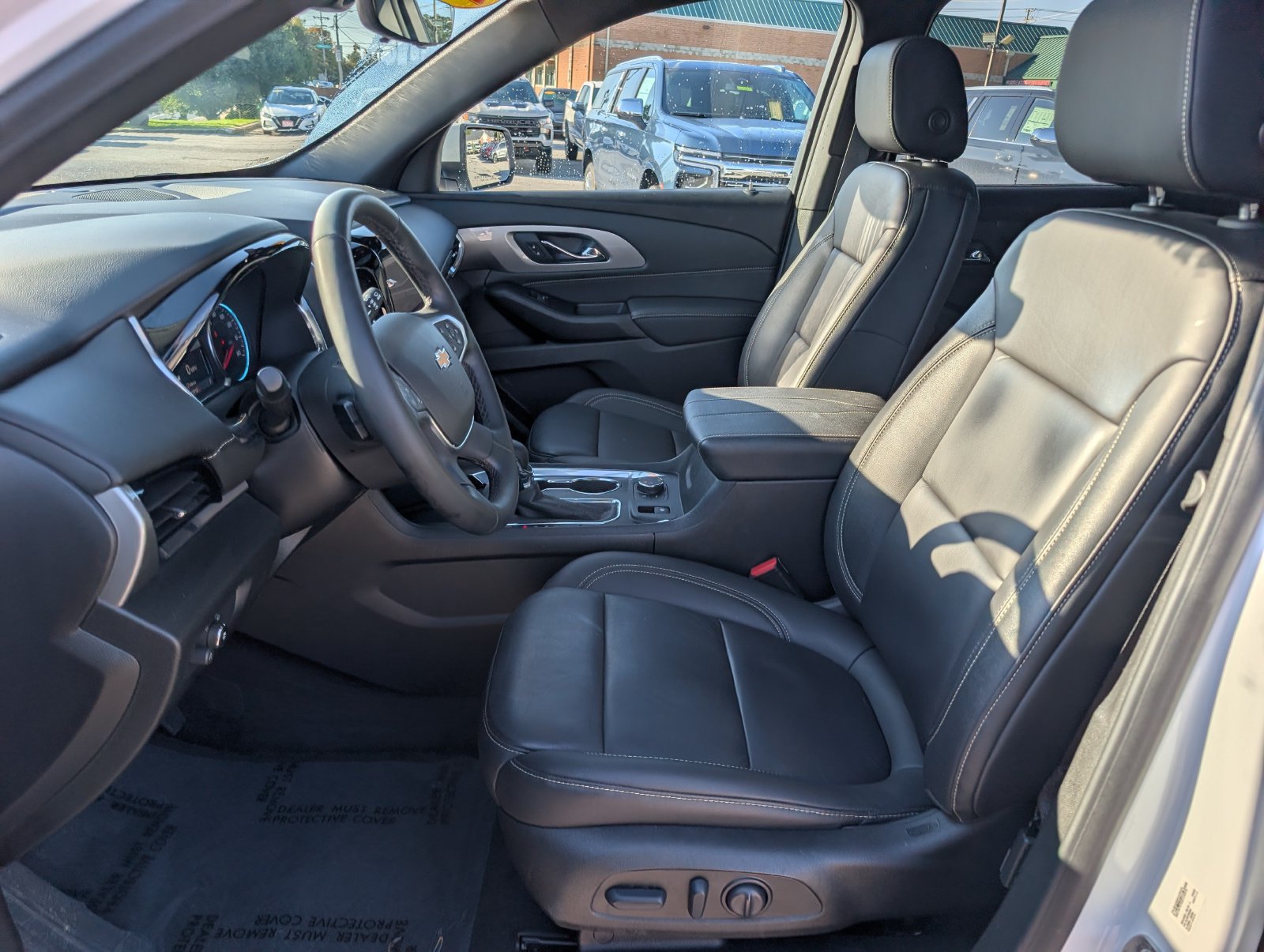 Used 2023 Chevrolet Traverse LT w/ LT Premium Package AWD/4WD image 20