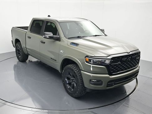 New 2026 RAM 1500 4x4 Crew Cab image 29