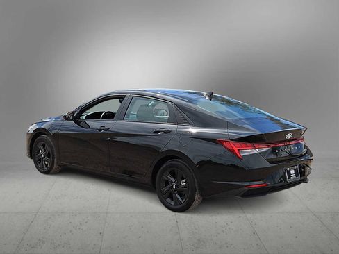 Used 2023 Hyundai Elantra Blue FWD image 6