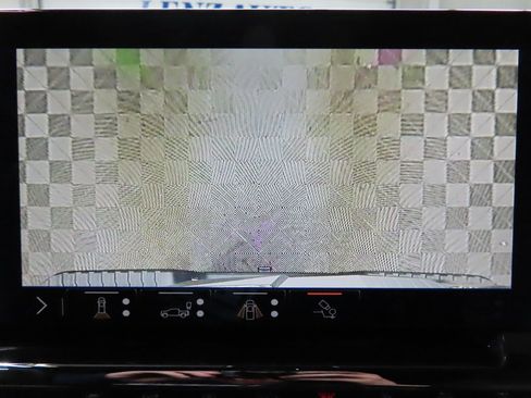 Used 2025 Chevrolet Silverado 1500 ZR2 w/ Technology Package image 20