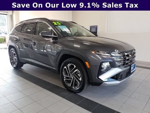 Certified 2025 Hyundai Tucson Limited AWD/4WD image 1
