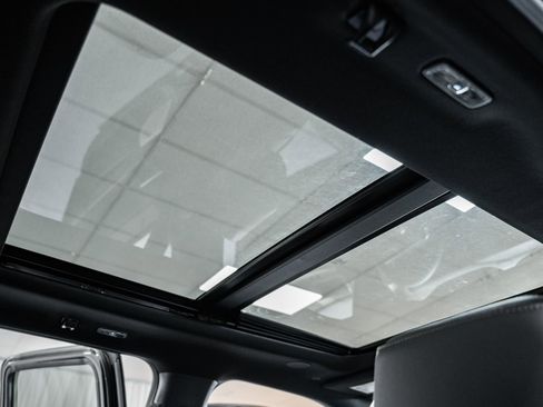 Certified 2025 Ford F150 Lariat w/ Equipment Group 502A High image 40