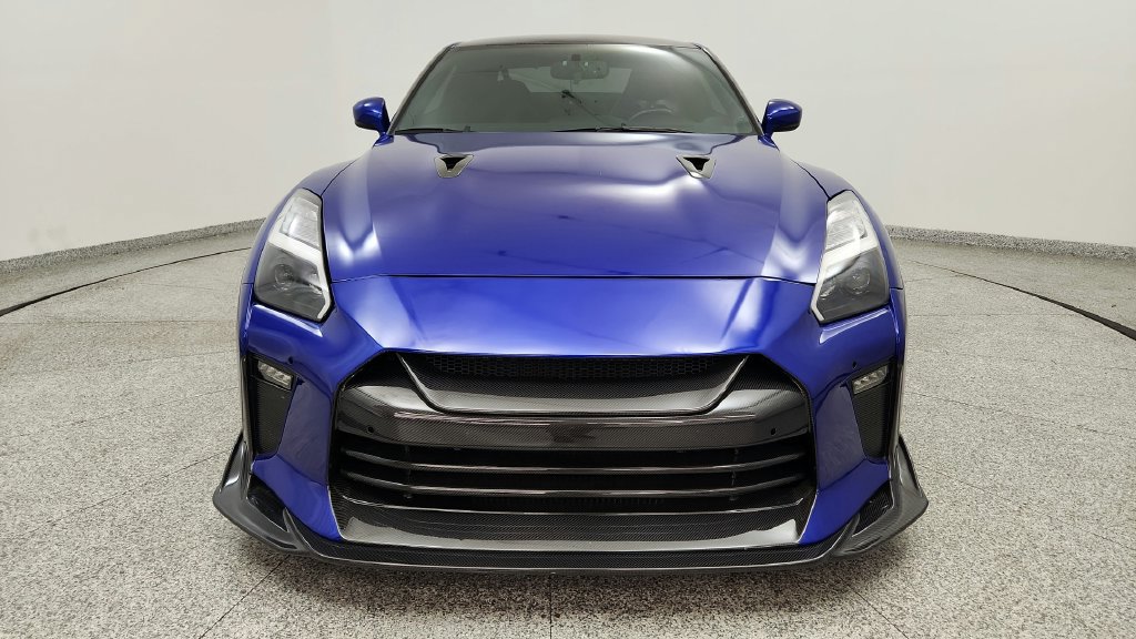 Used 2014 Nissan GT-R Black Edition AWD/4WD image 9