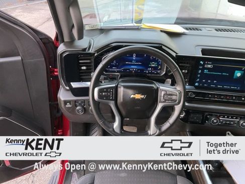 Used 2024 Chevrolet Silverado 1500 LT w/ Convenience Package II image 25