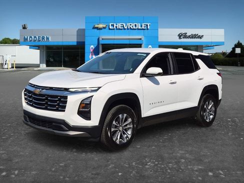 Certified 2026 Chevrolet Equinox LT FWD image 1