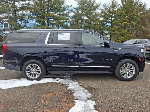 Certified 2023 GMC Yukon XL SLT image 7