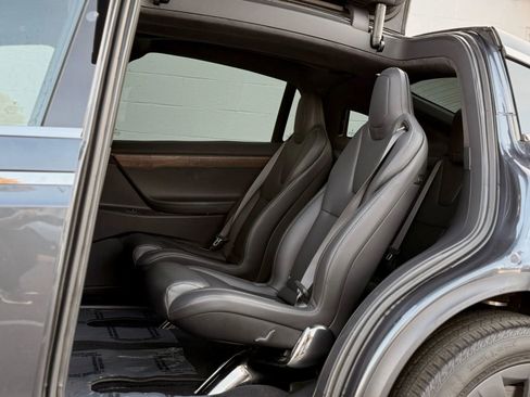 Used 2018 Tesla Model X 100D image 20