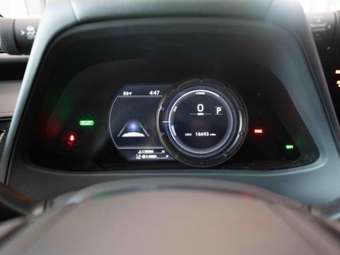 Used 2024 Lexus UX 250h F Sport AWD/4WD image 16