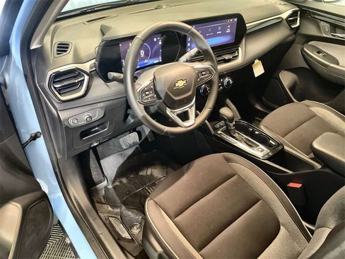 Certified 2024 Chevrolet TrailBlazer LT w/ LT Cold Weather Package image 10