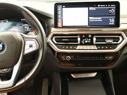 Used 2023 BMW X3 xDrive30i w/ Premium Package image 15