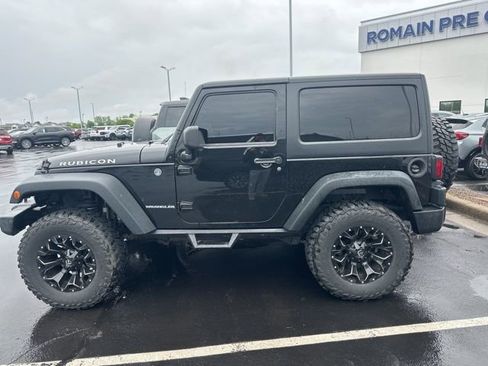 Used 2013 Jeep Wrangler Rubicon w/ PWR Convenience Group AWD/4WD image 2