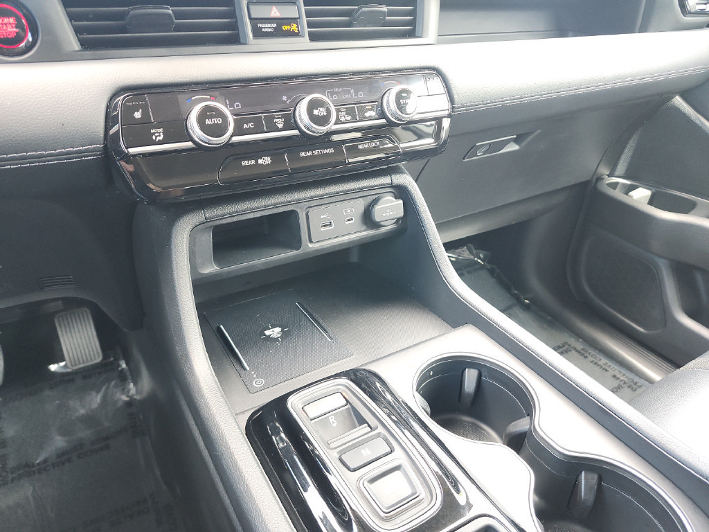 Used 2025 Honda Pilot EX-L image 27