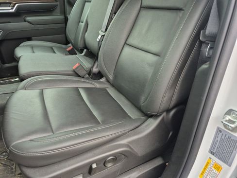 Used 2025 Chevrolet Silverado 2500 LT w/ All Star Edition AWD/4WD image 11