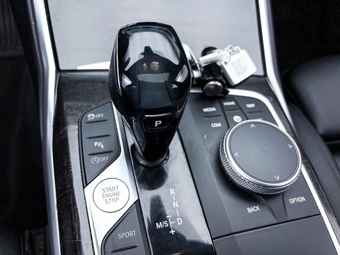Used 2020 BMW 330i xDrive Sedan w/ Convenience Package AWD/4WD image 31