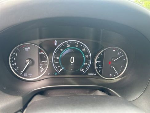 Used 2019 Buick Enclave Avenir w/ Avenir Technology Package AWD/4WD image 16