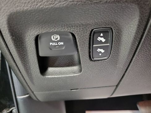 Used 2019 RAM 1500 Big Horn image 37