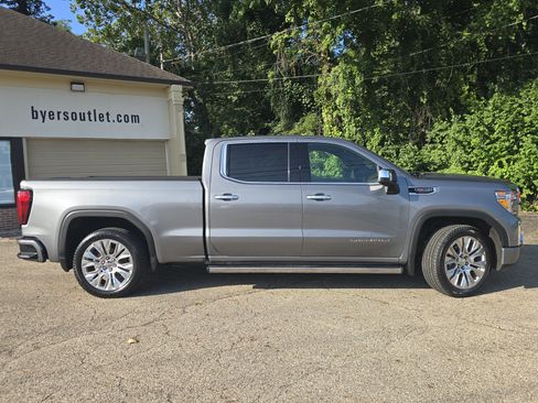 Used 2020 GMC Sierra 1500 Denali w/ Denali Ultimate Package AWD/4WD image 8